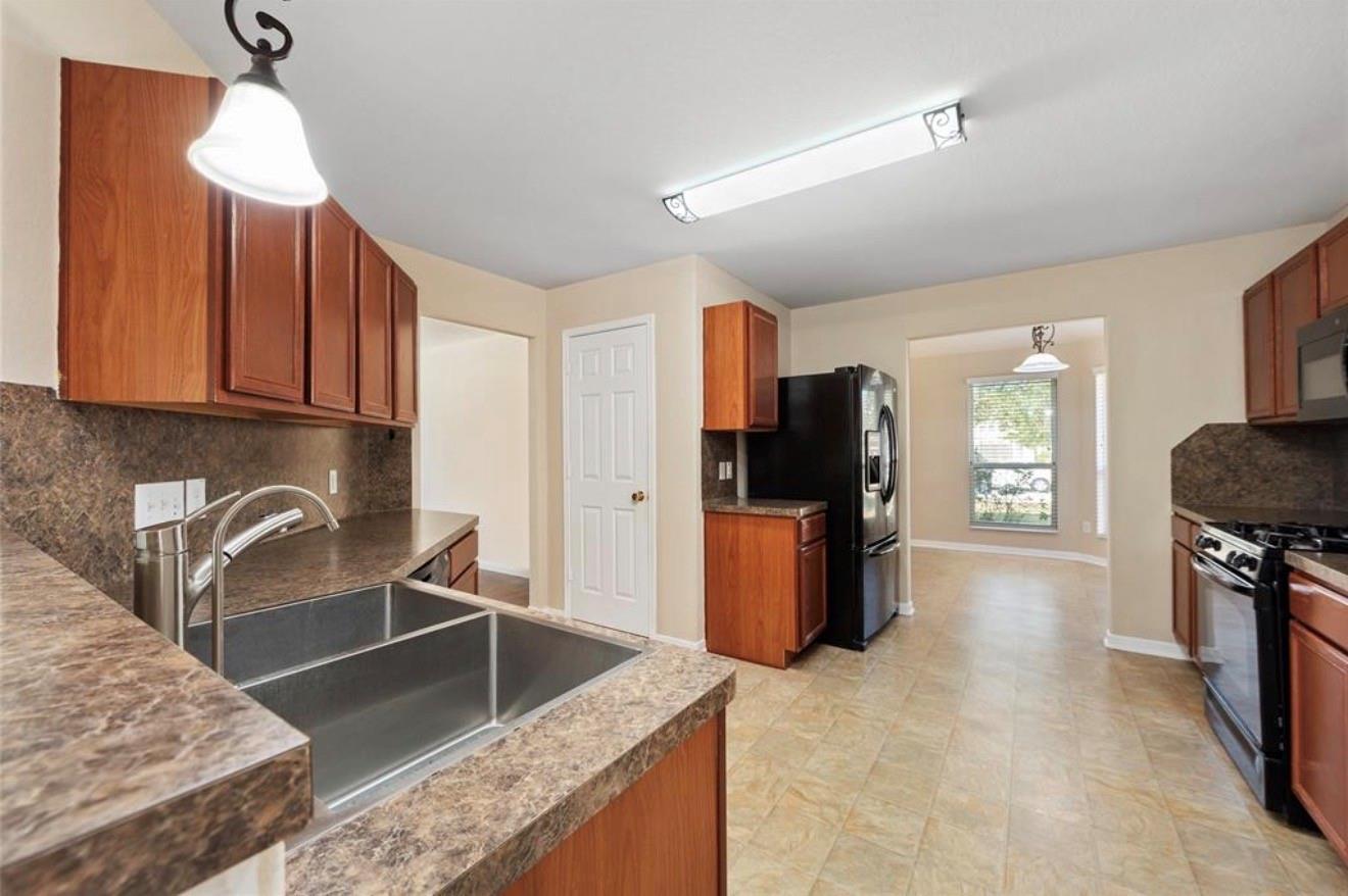 2103 Feather Hill Drive