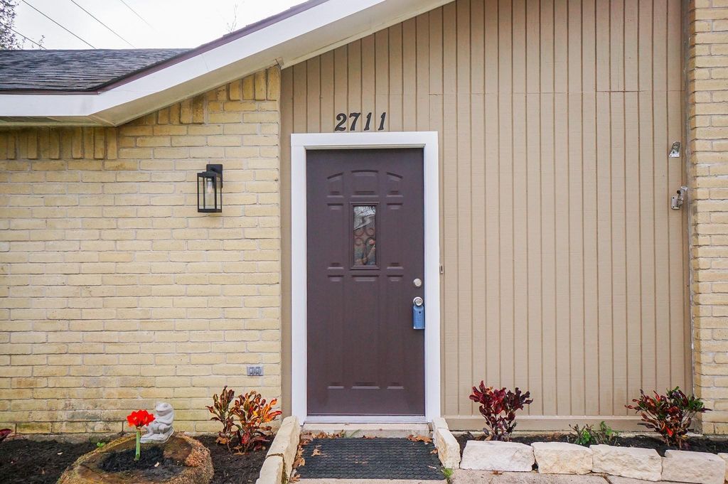 Photo of 2711 Pheasant Creek Drive, Sugar Land, TX 77498 (MLS # 91664330)