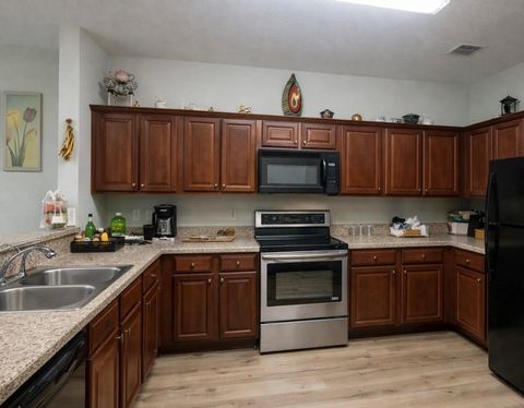 Tiny photo for 5526 Avenue M 1/2, Galveston, TX 77551 (MLS # 68829428)