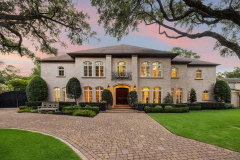 Photo of 5440 Huckleberry Lane, Houston, TX 77056 (MLS # 47675109) Photo of 5440 Huckleberry Lane, Houston, TX 77056 (MLS # 47675109)