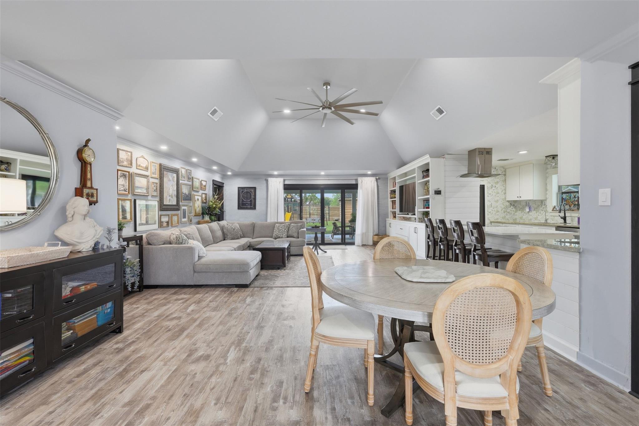 5111 Brookside Road