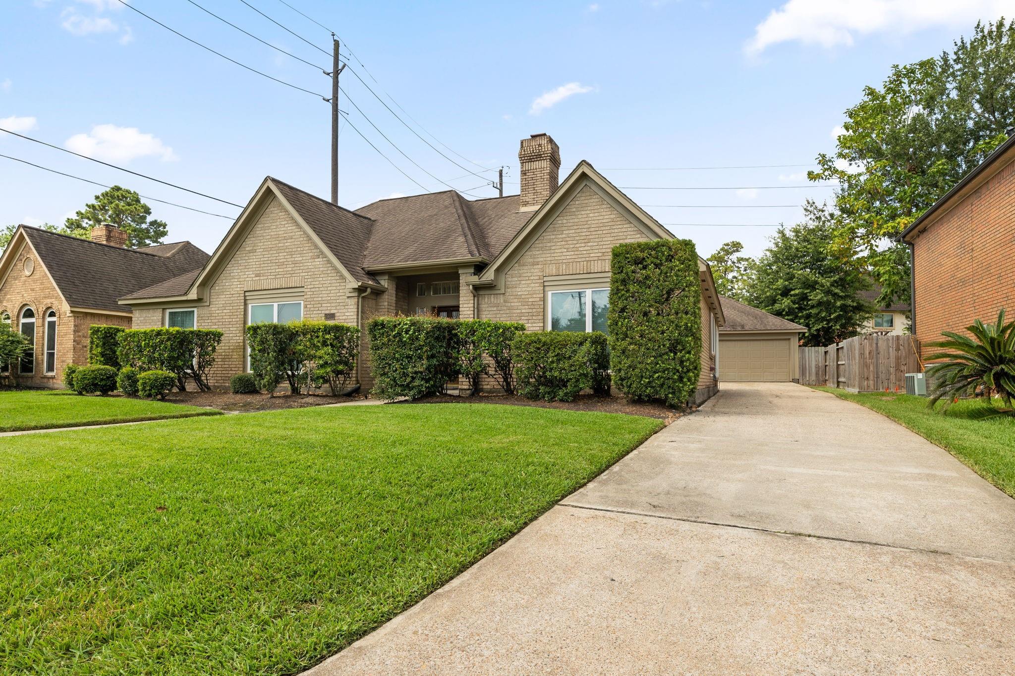 19611 Atasca Oaks Drive