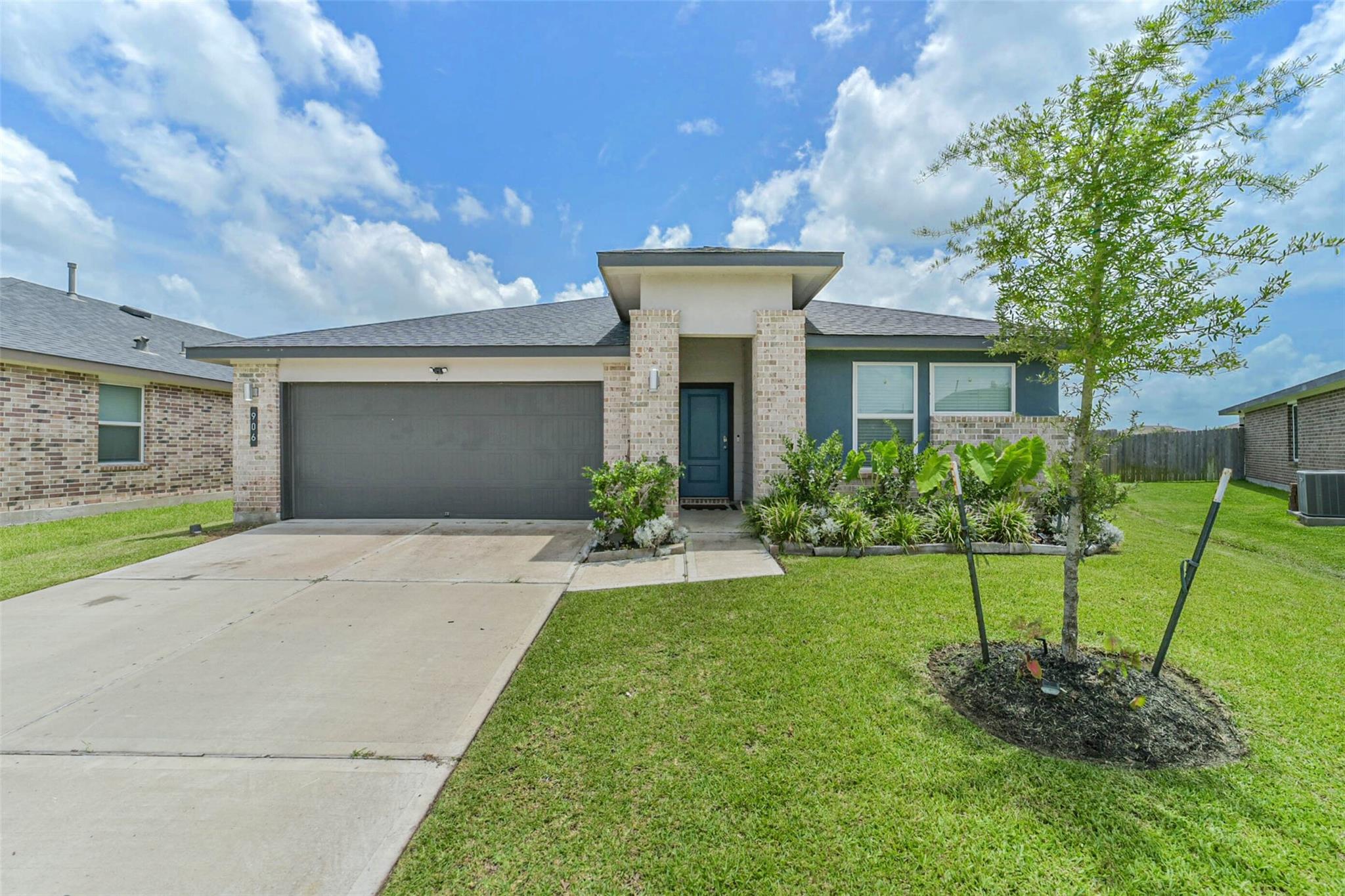 906 Dairy Prairie Drive