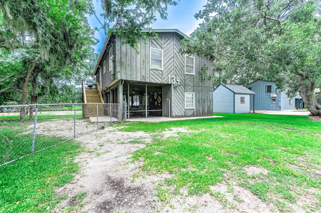Photo of 134 Private Road 652, Sargent, TX 77414 (MLS # 25492224)