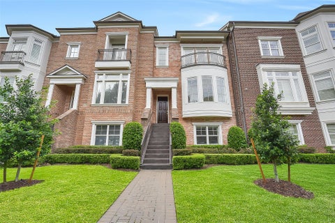 Photo of 1374 Lake Pointe Parkway, Sugar Land, TX 77478 (MLS # 83398559)