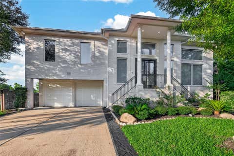 Photo of 7203 Timberlake Dr DR, Sugar Land, TX 77479 (MLS # 66445908)