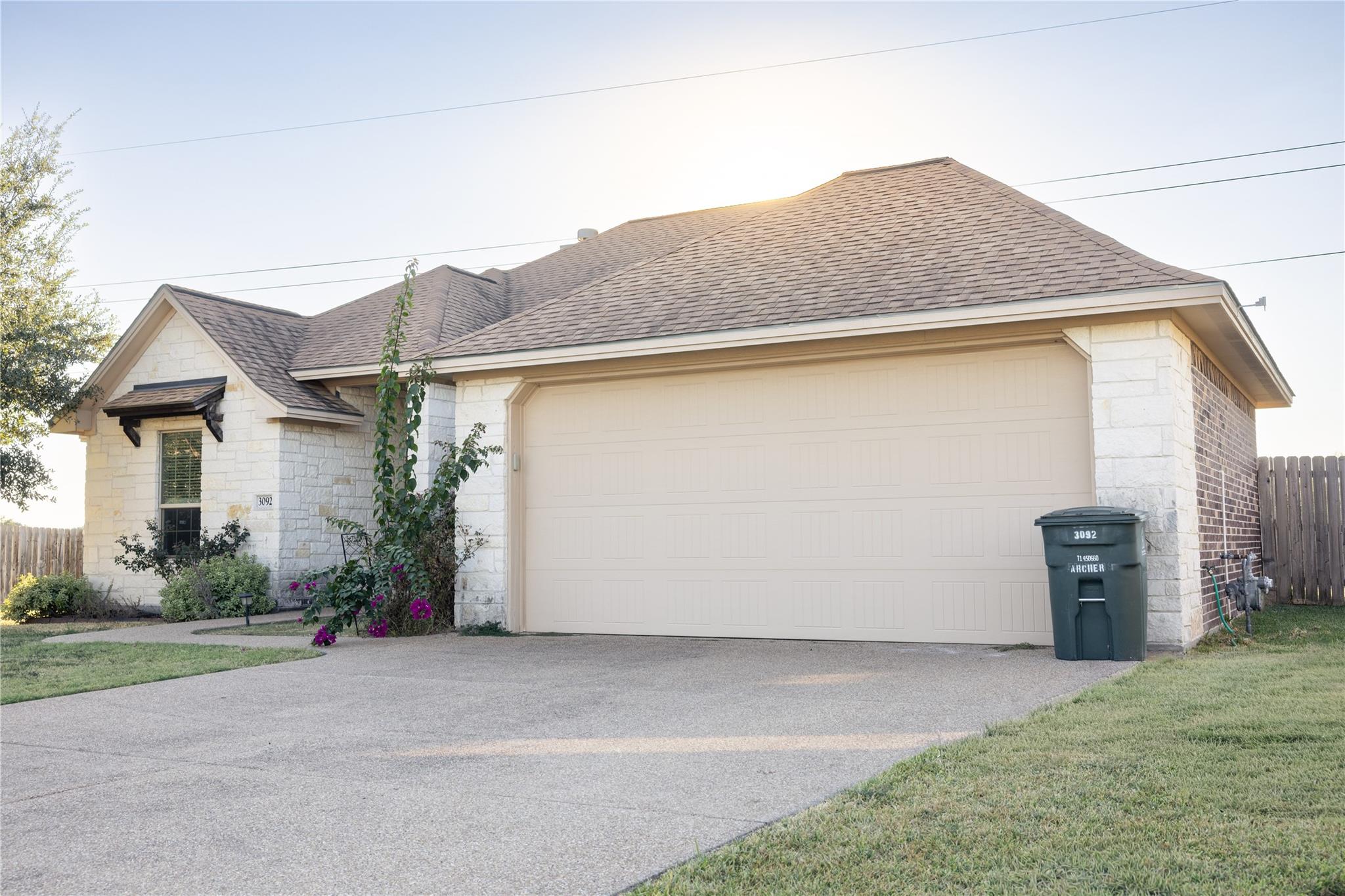3092 Archer Circle