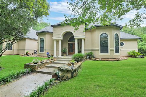 Photo of 26150 Crown Ranch Boulevard, Montgomery, TX 77316 (MLS # 43884088)