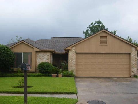 Photo of 3410 Hillstone Drive, Sugar Land, TX 77479 (MLS # 81488342)