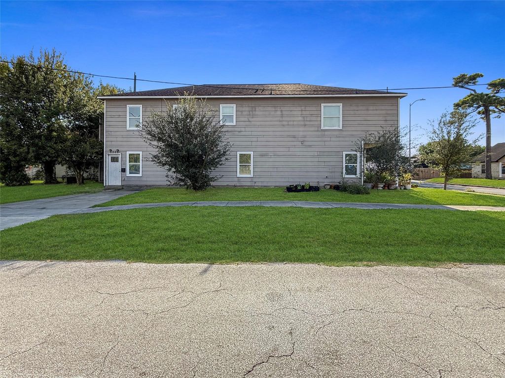 Photo of 5005 Delano Street #A, Houston, TX 77004 (MLS # 12995154)