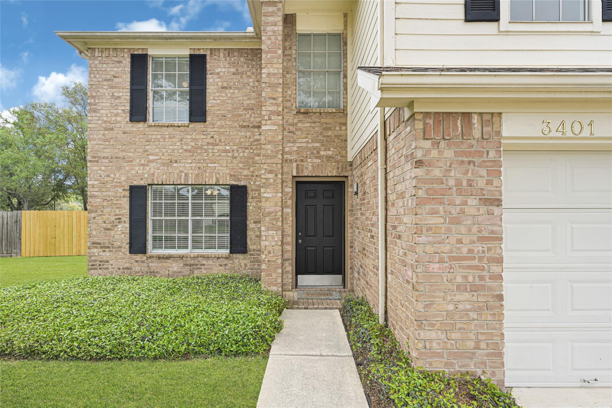 3401 Pheasant Lane