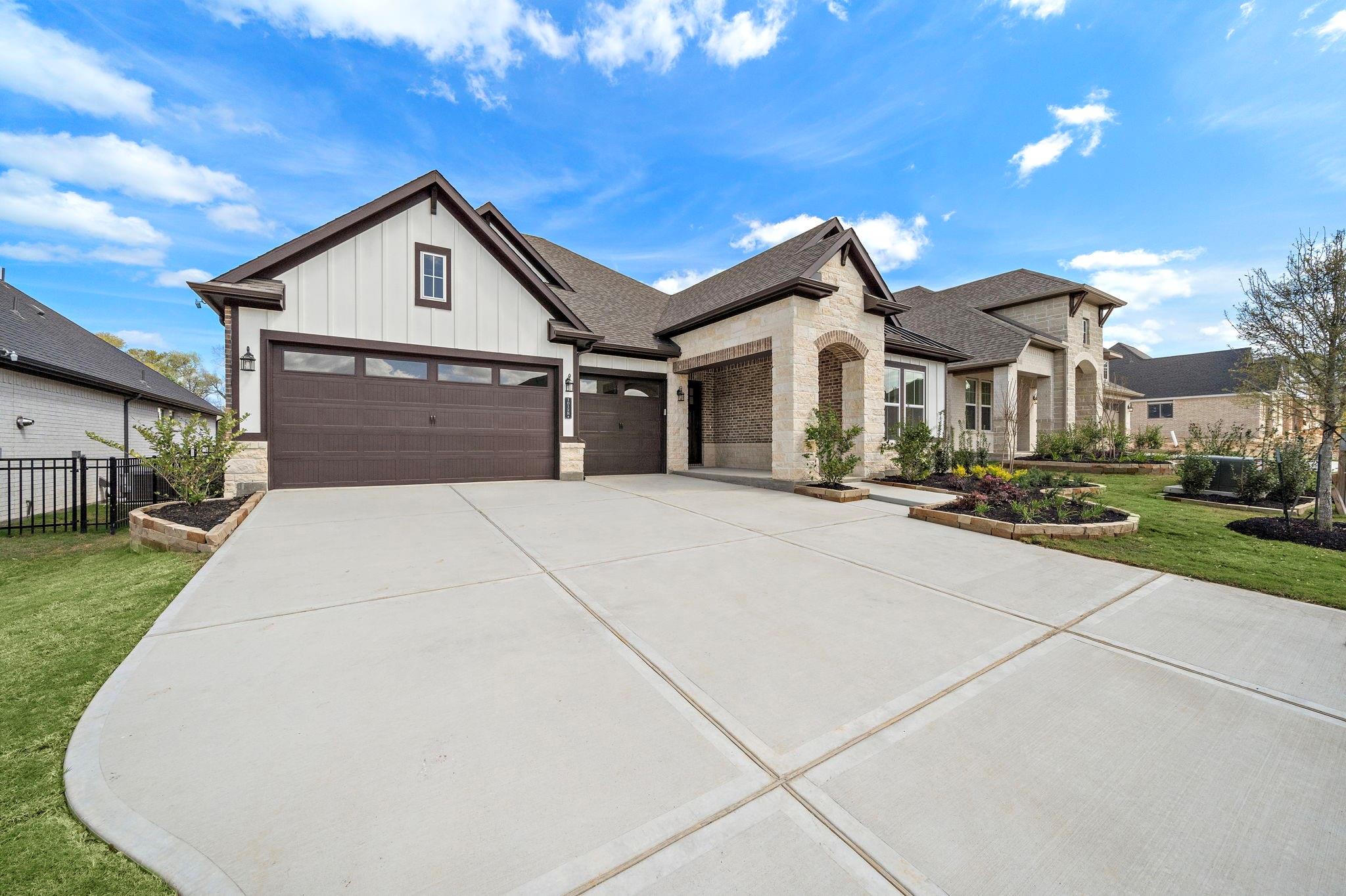 10128 Halpin Cove