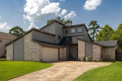 Photo of 7615 Pine Hollow Drive, Humble, TX 77396 (MLS # 79386384)