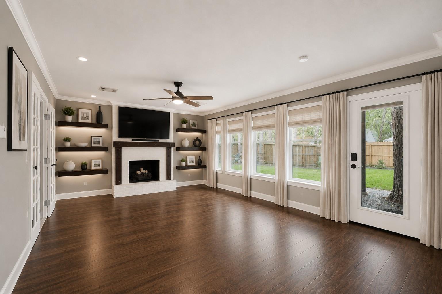 5 N Deerfoot Circle