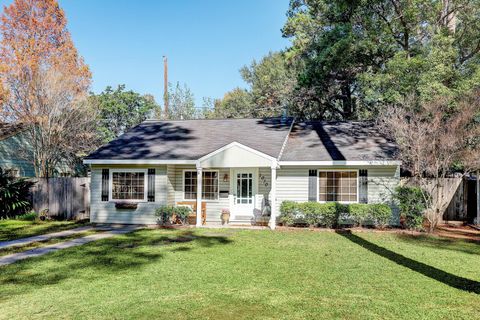 Photo of 1070 Lamonte Lane, Houston, TX 77018 (MLS # 27714347)