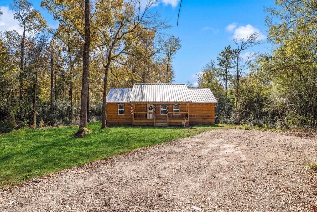 Photo of 627 Dove Creek Drive, Coldspring, TX 77331 (MLS # 70829181)