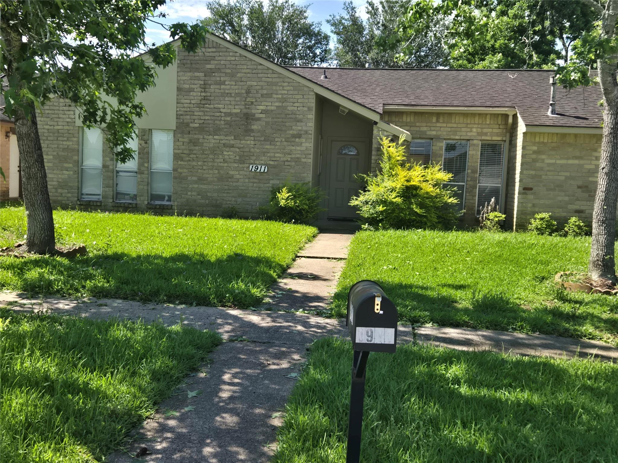 1911 Hilton Head Drive