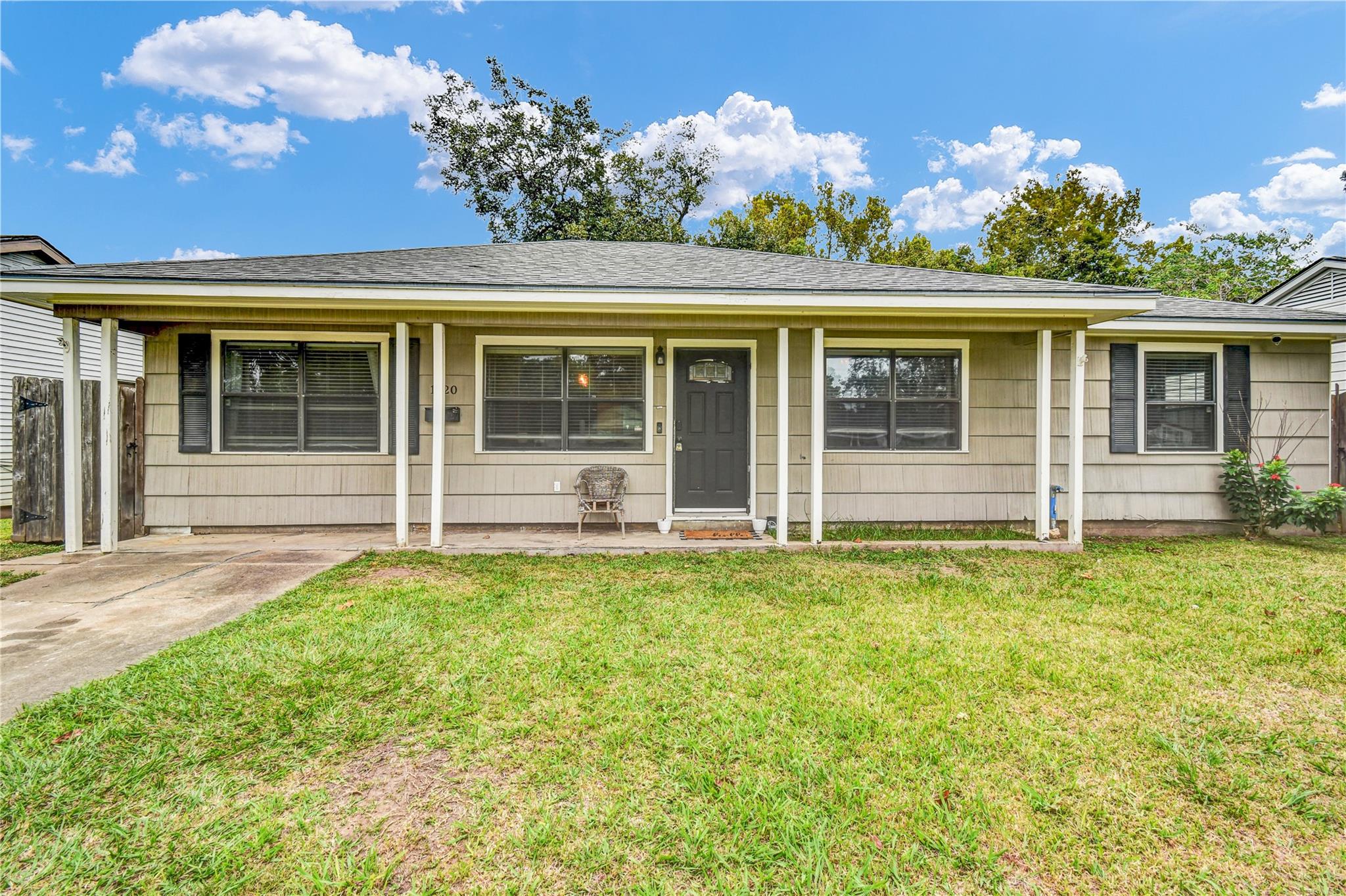 1120 Woodbine Drive