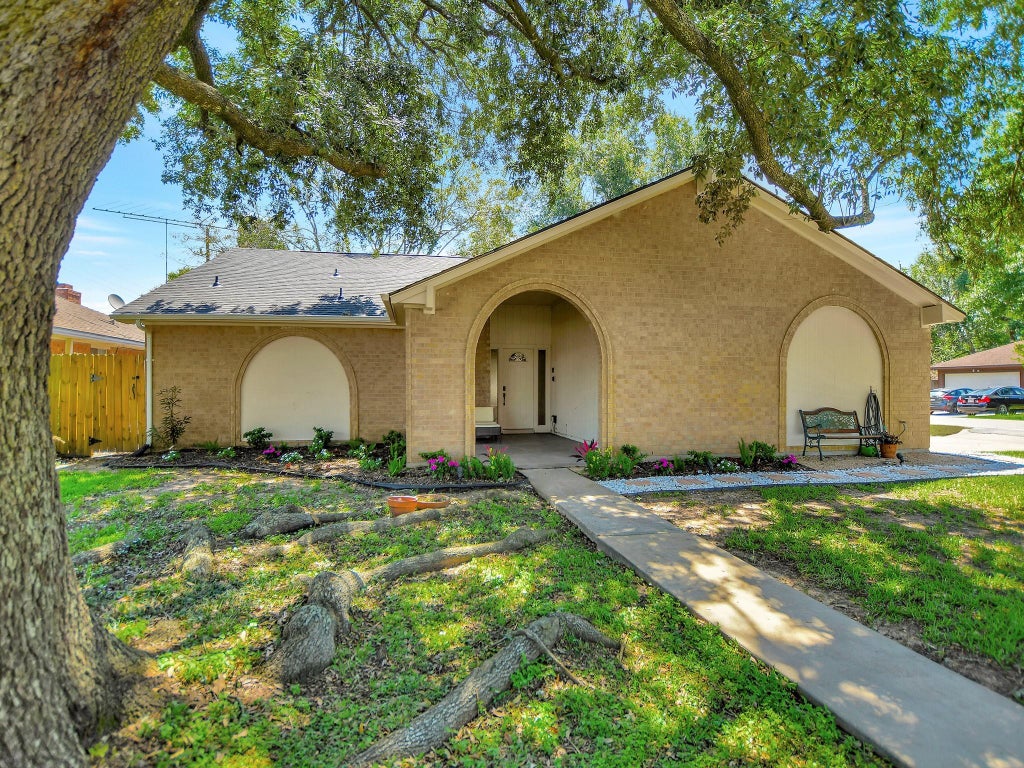 Photo of 21902 Meadowhill Drive, Spring, TX 77388 (MLS # 68635621)