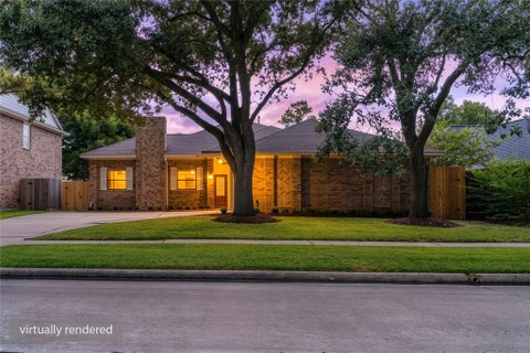 Homes For Sale - 210 Mill Trail Drive<br/> Sugar Land, TX 77498