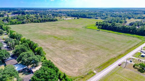 Photo of 429 W Leblanc Street, Winnie, TX 77665 (MLS # 15092906)