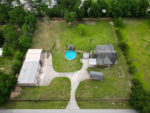 Photo of 2499 Southline Road, Conroe, TX 77384 (MLS # 29773517)
