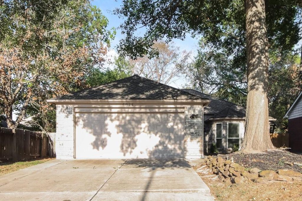 Photo of 5014 Otter Peak Drive, Kingwood, TX 77345 (MLS # 78037049)