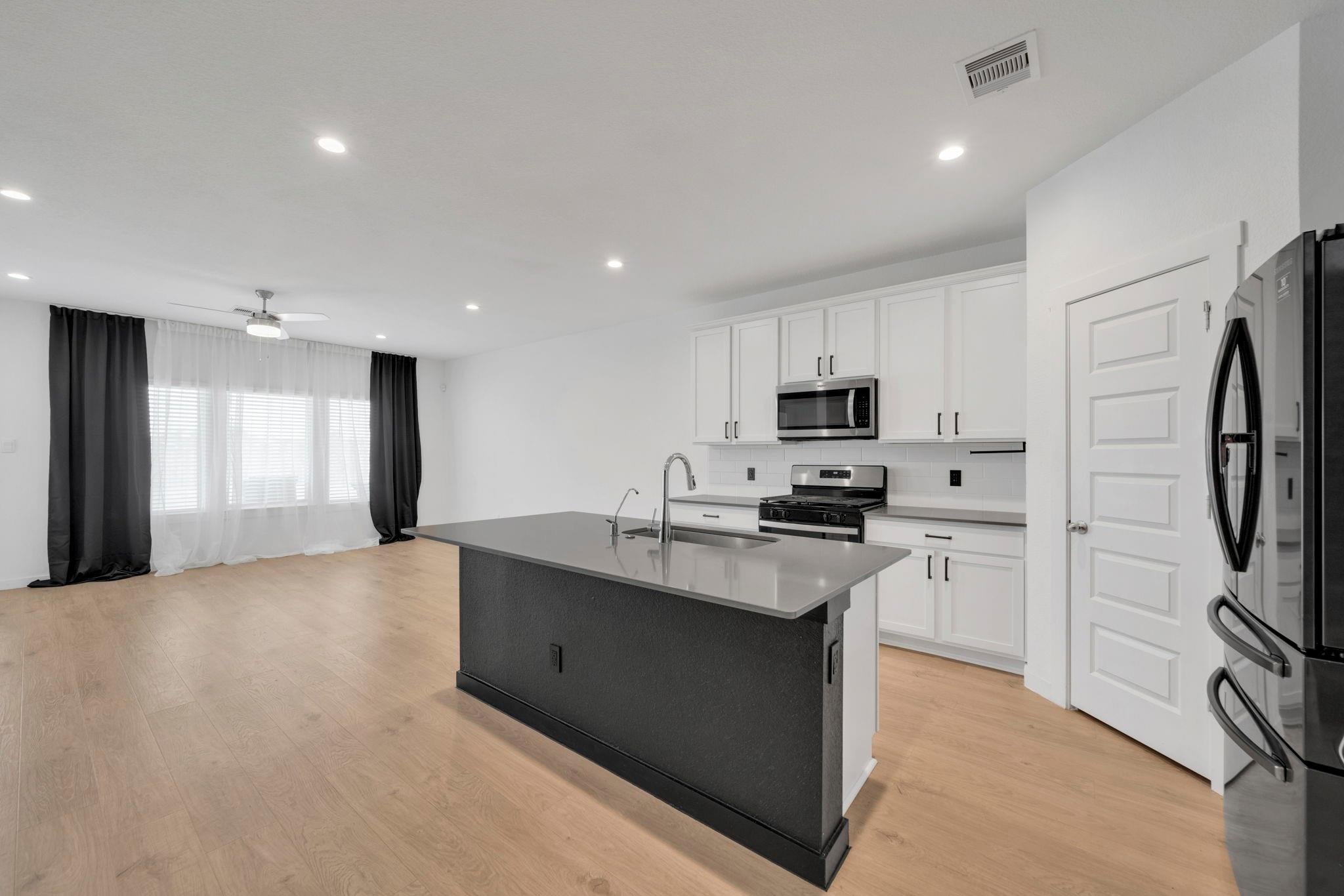 31855 Hallington Hill Lane