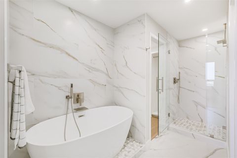 Photo of 5100 San Felipe Street #363, Houston, TX 77056 (MLS # 55550733)