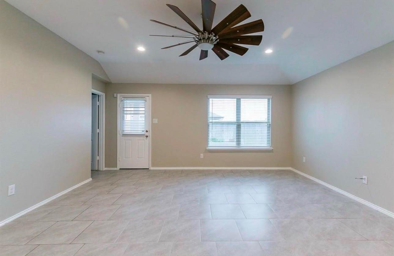 502 Poppy Field Court