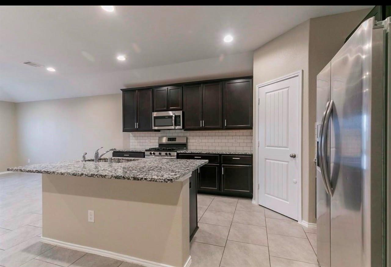 502 Poppy Field Court