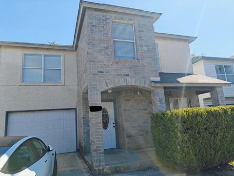 Photo of 9406 Kenton Hill, San Antonio, TX 78240 (MLS # 66688386)