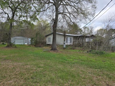 Tiny photo for 340 County Road 411, Dayton, TX 77535 (MLS # 25390191)