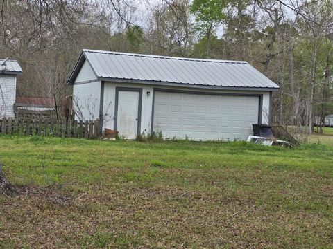 Tiny photo for 340 County Road 411, Dayton, TX 77535 (MLS # 25390191)
