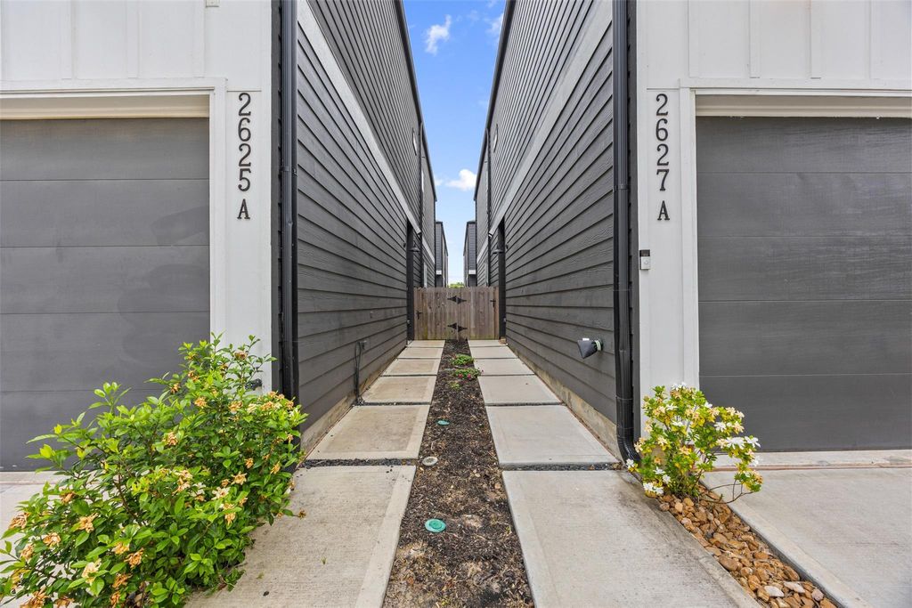 Photo of 2625 Paul Quinn Street #A, Houston, TX 77091 (MLS # 10861223)