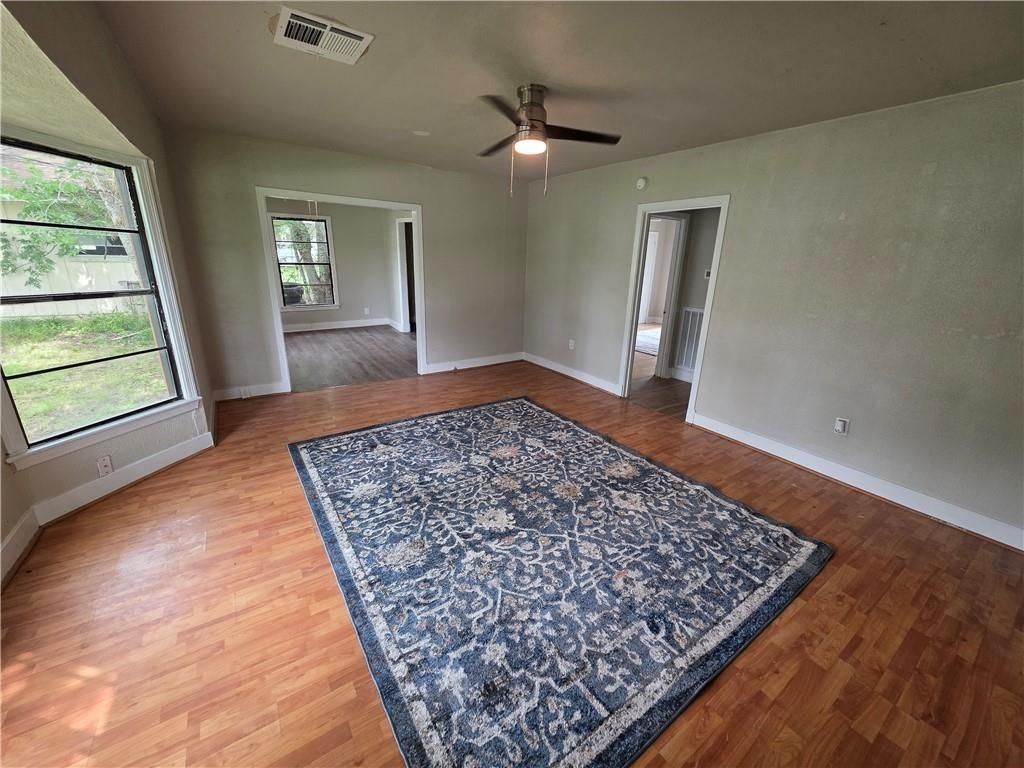 Photo of 206 Gibbs Street, Navasota, TX 77868 (MLS # 488467)