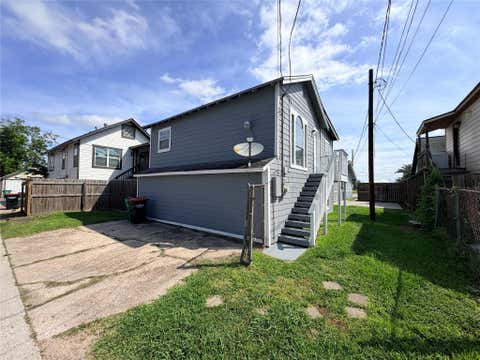 Photo of 2809 Market Street #B, Baytown, TX 77520 (MLS # 72011038)