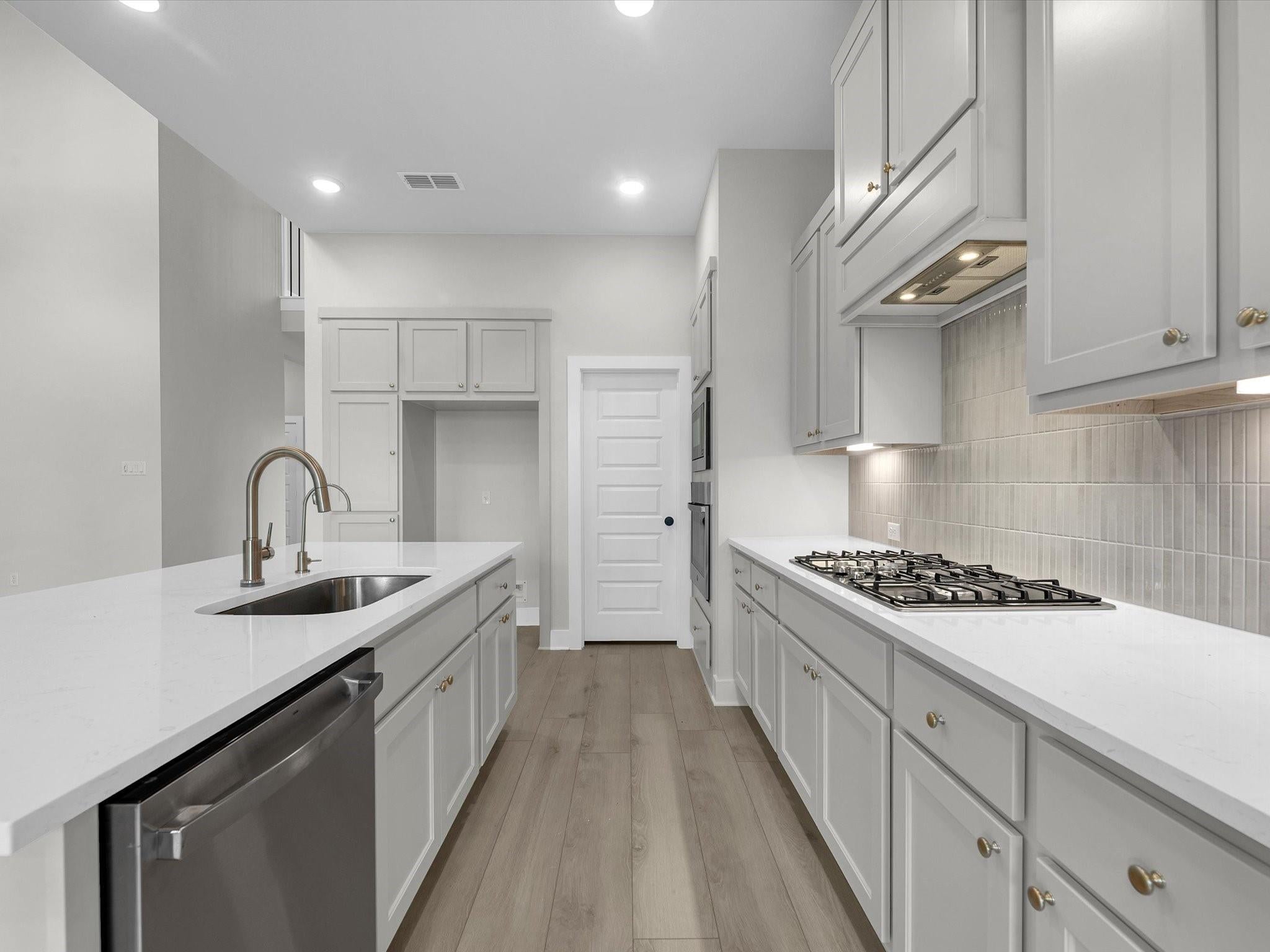 9634 Starry Eyes Lane