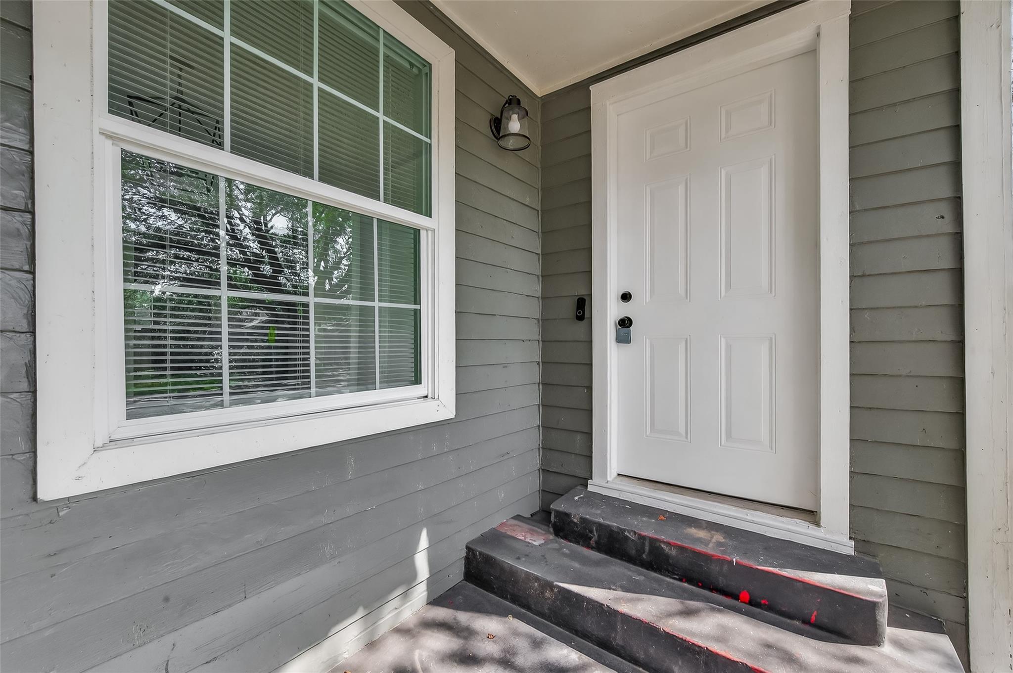 714 E Humble Street