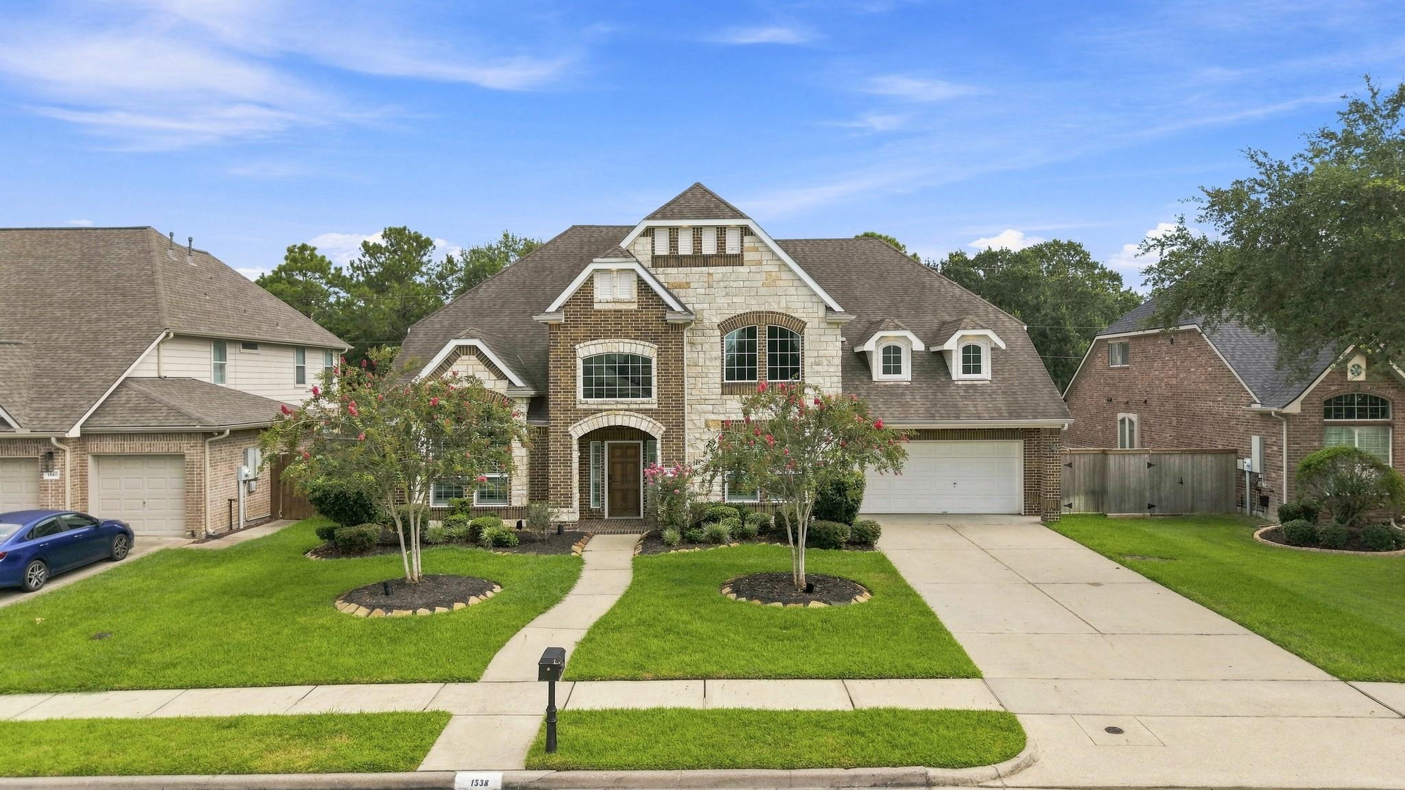 1538 Torrance Drive