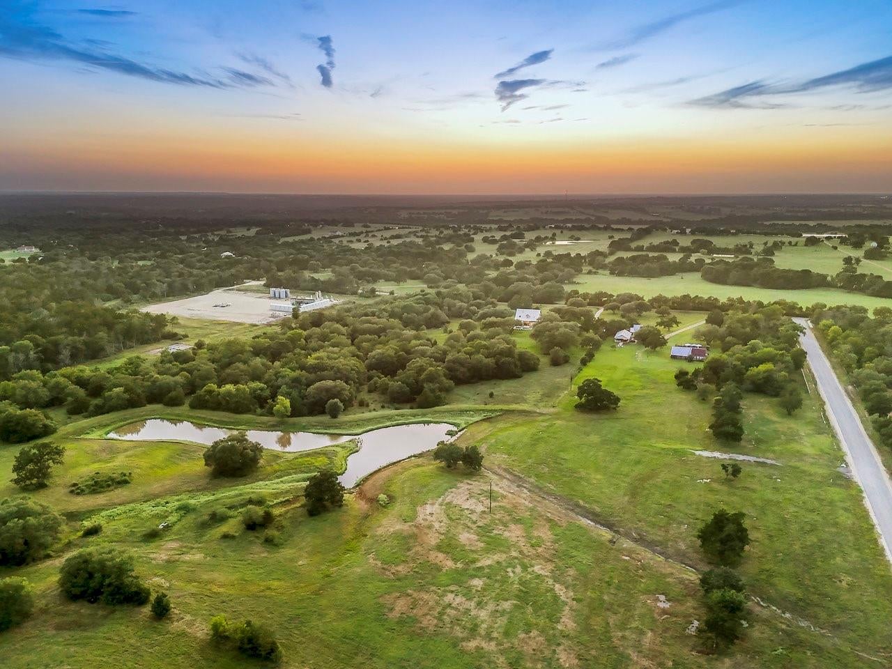 4 Round Top Farms Drive