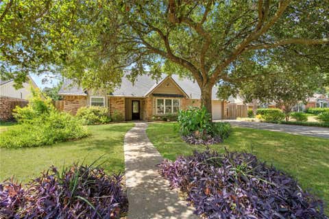 Photo of 10519 Londonderry Drive, Houston, TX 77043 (MLS # 70736757)