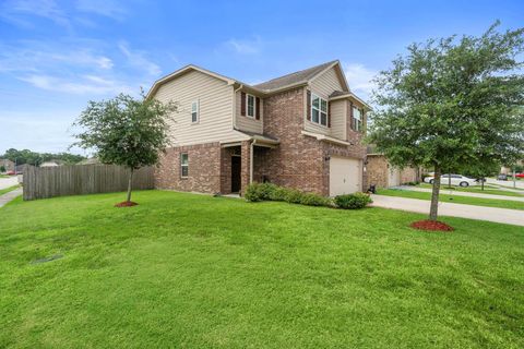 Photo of 511 Oporto Path, Crosby, TX 77532 (MLS # 916805)