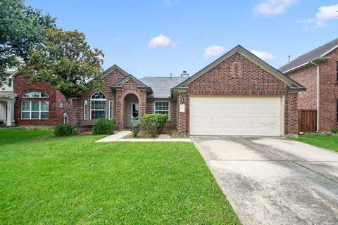 Photo of 1311 Diamante Drive, Pasadena, TX 77504 (MLS # 10543135)
