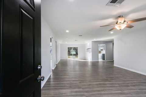 Tiny photo for 8754 Guinevere Street, Houston, TX 77029 (MLS # 14200837)