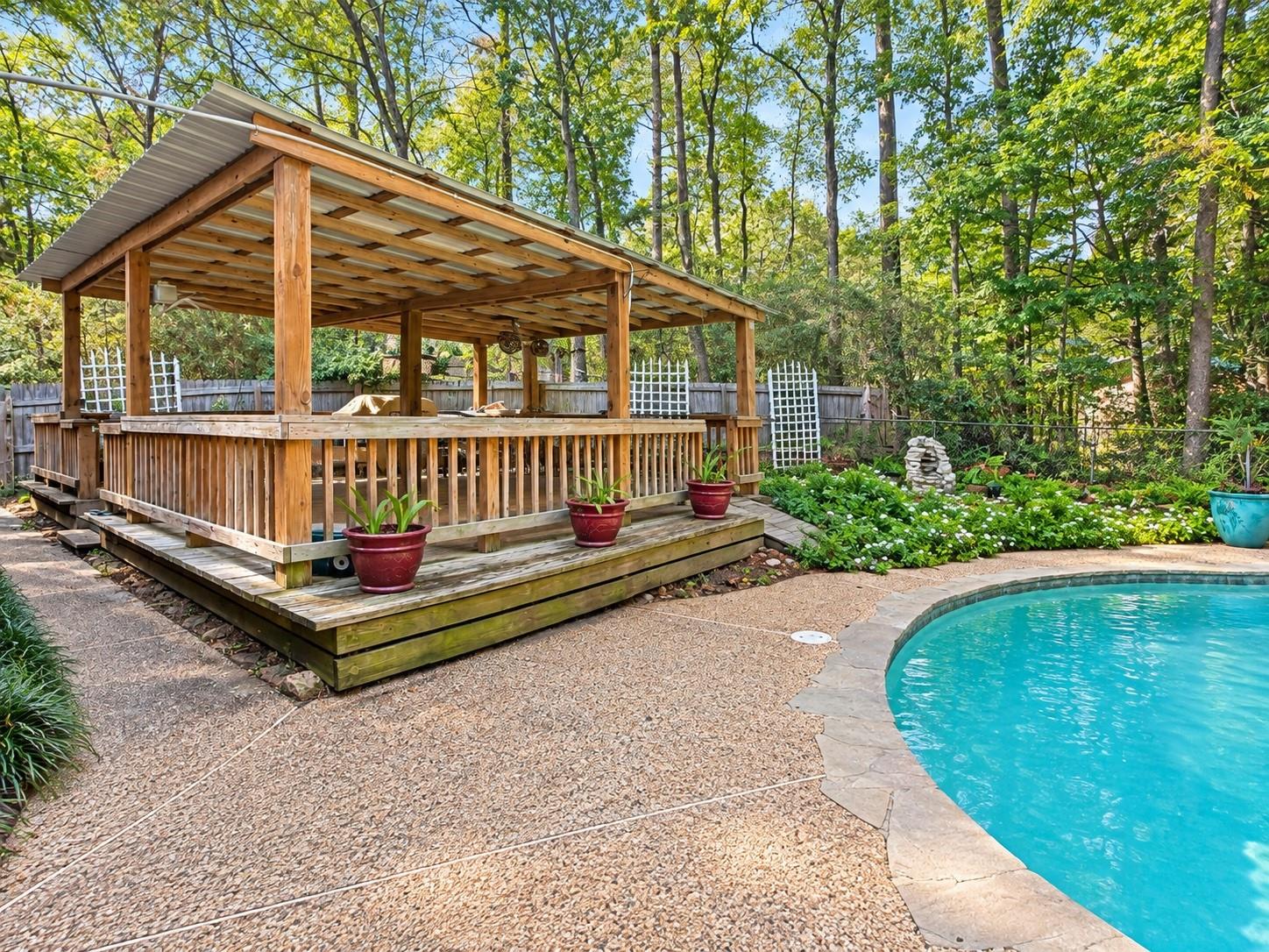 381 Forest Lane