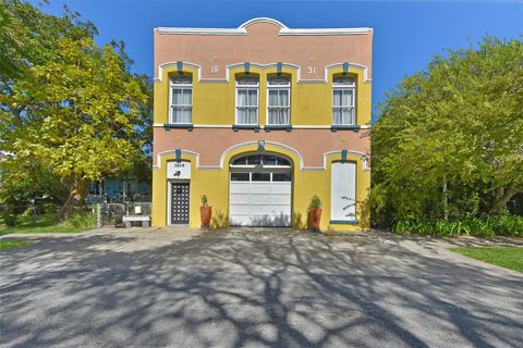 Photo of 1614 Avenue K #Front, Galveston, TX 77550 (MLS # 66415434)