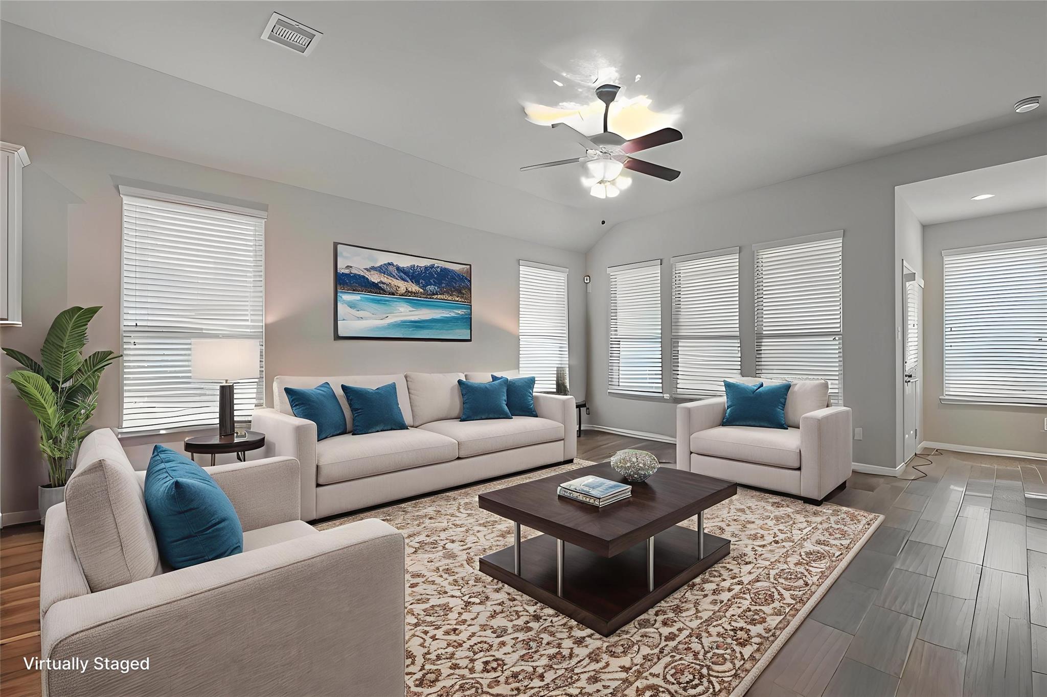 9198 Sierra Del Carmen