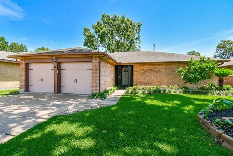 Photo of 3715 Golders Green Drive, Houston, TX 77082 (MLS # 61330132)