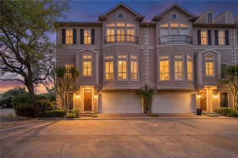 Photo of 2930 Brompton Square Drive, Houston, TX 77025 (MLS # 98280611)